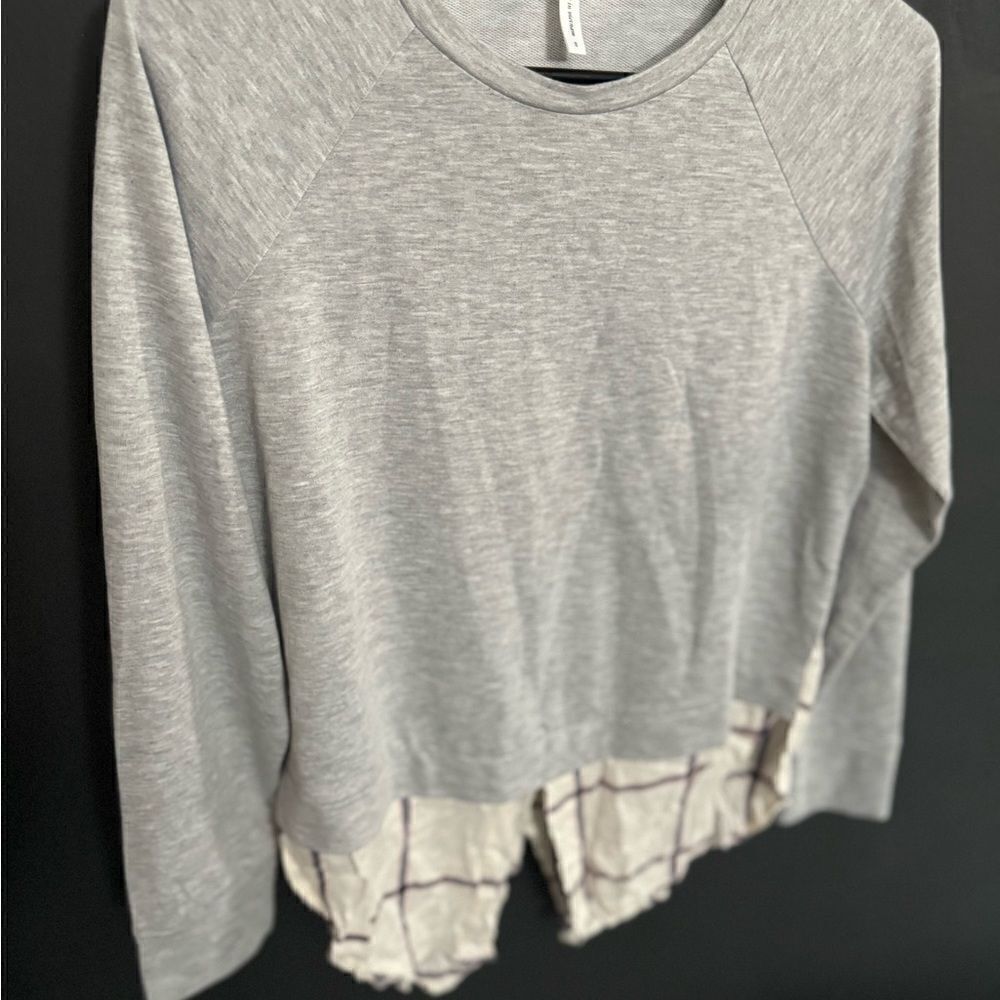 BCBGGeneration Grey Pullover Sweatshirt Plaid Shirt Undershirt Size S